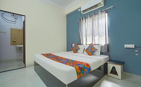 Fabexpress Shraddha Inn